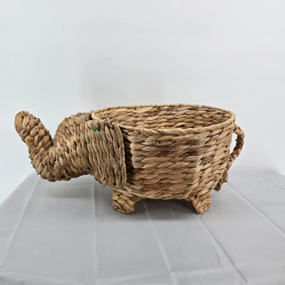 Woven Elephant Basket Natural Water Hyacinth Animal Shaped Storage Boho Decor